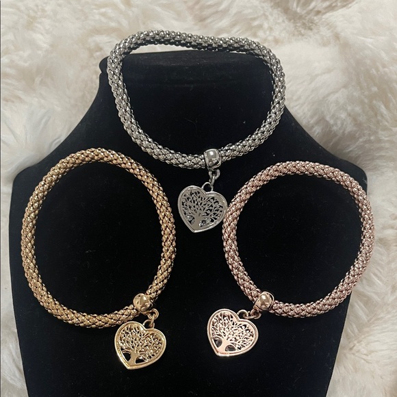 Elegant Heart Charm Bracelets Set - Picture 5 of 5
